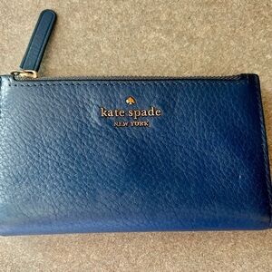 kate spade Navy Pebbled Leather Zip Wallet with Gold Logo